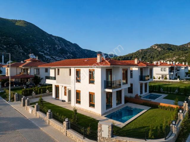 Muğla / Gökova Satılık Müstakil Havuzlu Villa