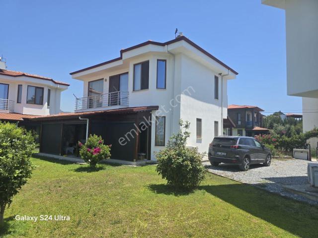 Muğla İli,milas İlçesi,ören Mah Mah.denize Sıfır Bahçeli Tam Müstakil 3+1:villa Satılık