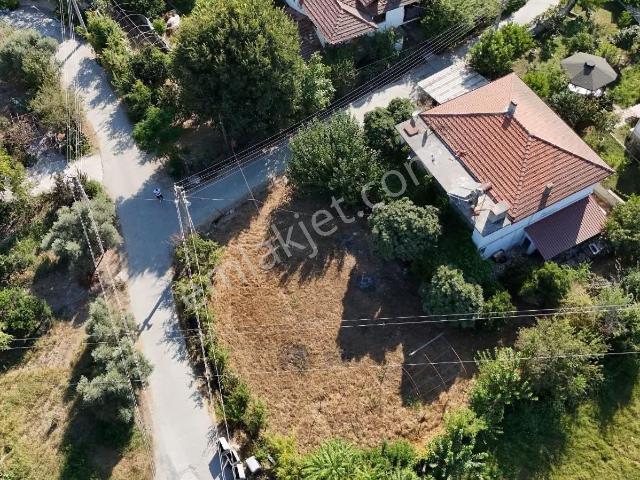 Muğla Köyceğiz De Müstakil Kargir Ev Ve %20 40 İmarlı Bahçesi