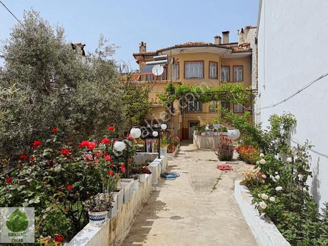 Muğla Menteşe Muslihittin'de Satılık 9+1 Müstakil Muğla Evi.
