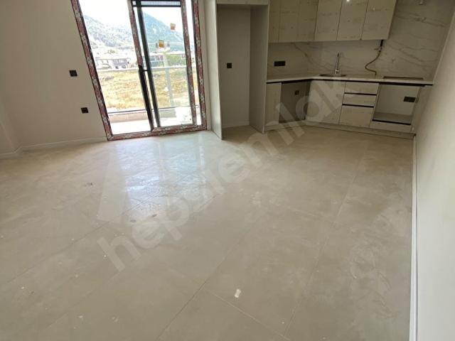 Muğla Menteşe Bayır Mah'de 2+1 Kiralık Asansörlü Daire