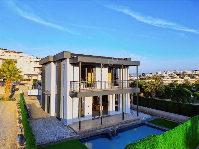 Muğla Milas Boğaziçi 4+1 Müstakil Merkezi Konumda Villa