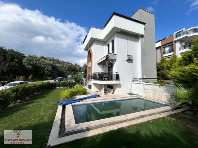 Muğla Milas Güllükte Müstakil Havuzlu Full Eşyalı Kiralık Villa