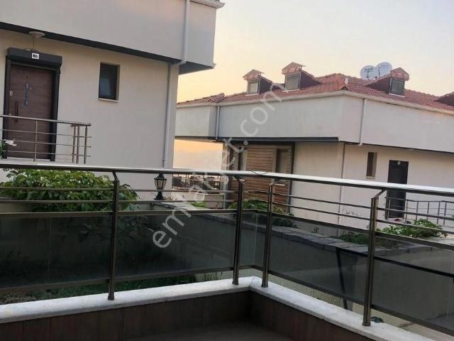 Muğla Milas Güllük Te Sezonluk Veya Yıllık Kiralık Dubleks Daire