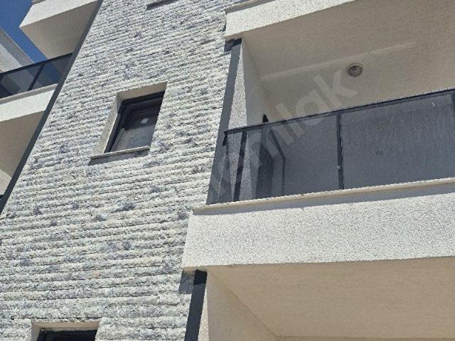MUMCULAR MERKEZDR KIRALIK BAHCE 2+1 KATI