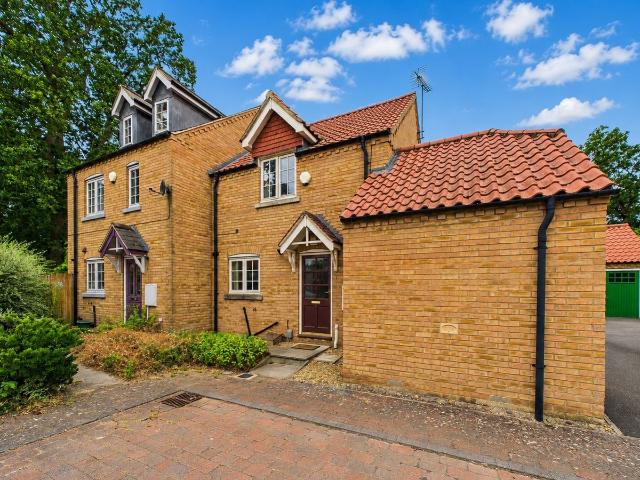 Muntjac Close, Bretton, Peterborough PE3, 2 bed semi detached house to rent, £1,100 pcm | PrimeLocation