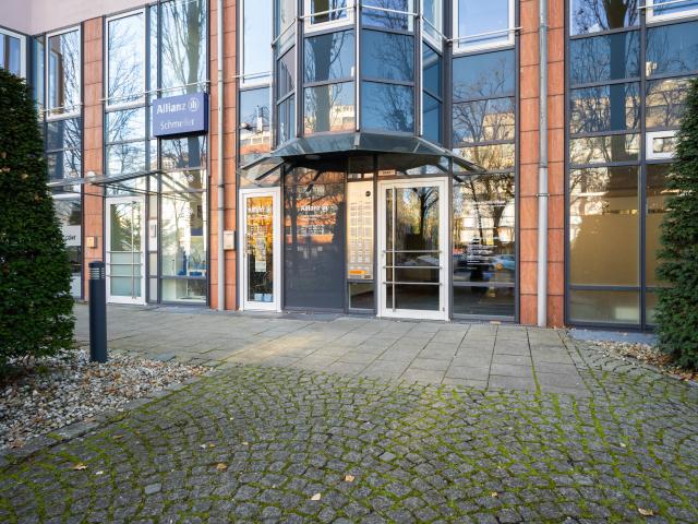 MÜNCHNER IG: 2er WG als Kapitalanlage mit Potenzial – ca. 5 % Rendite, U Bahn nur 2 Gehminuten !