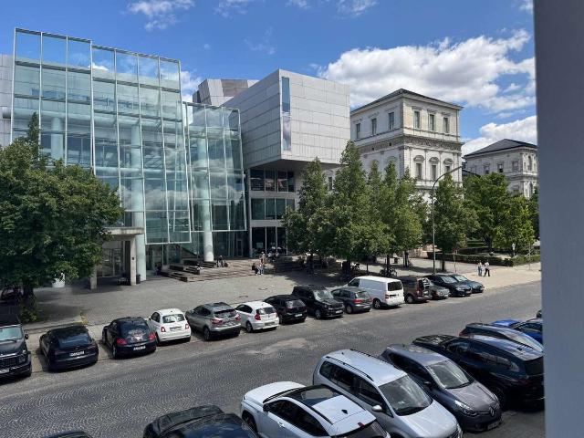 München Maxvorstadt: 3 Zimmer Wohnung