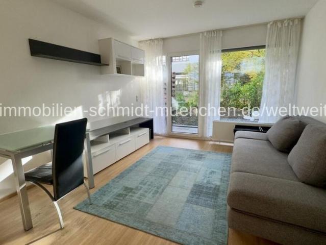 München Au: Modernes, möbliertes 1 Zimmer Apartment mit Südwest Terrasse