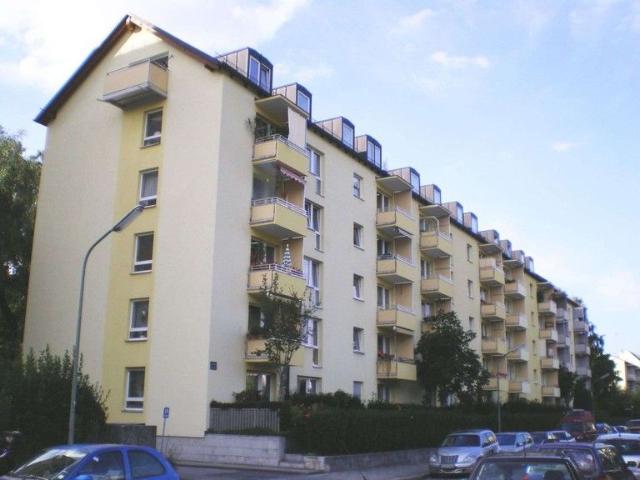 München Untergiesing Charmante 2 Zi. Whg. mit Balkon, Küche, Bad/WC, Kellerabt