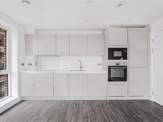 Munda Way, Oxford, Oxfordshire OX2, 2 bed flat to rent, £2,200 pcm | PrimeLocation