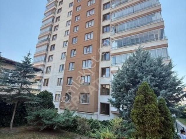 Münevverler Sitesi'nde Ultra Lüks 4+1 Daire