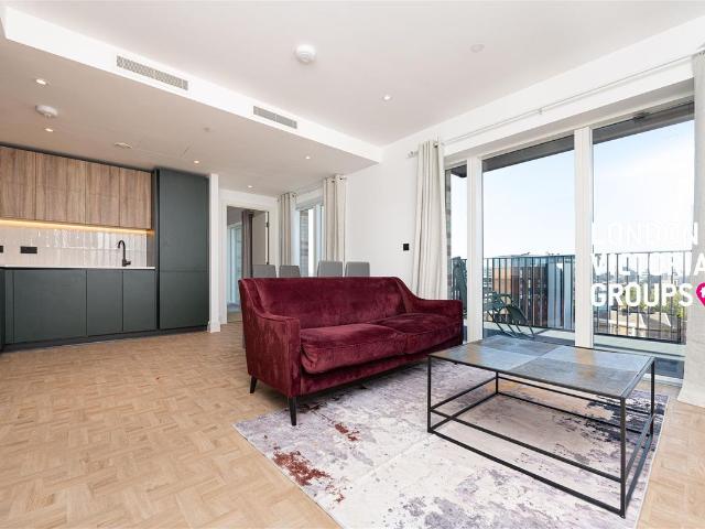 Munstead Apartments, 33 Danvers Avenue, London SW11, 2 bed flat to rent, £3,900 pcm | PrimeLocation
