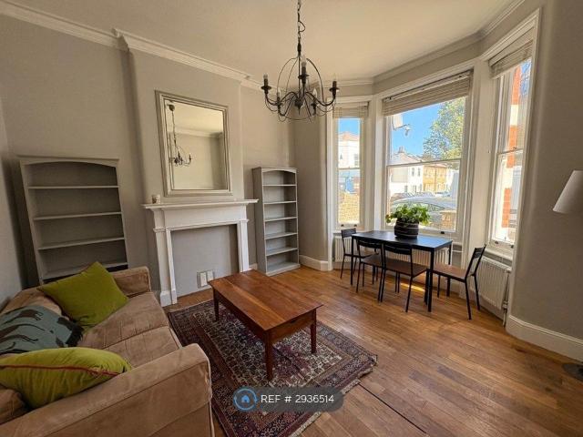 Munster Road, London SW6, 1 bed flat to rent, £2,450 pcm | PrimeLocation