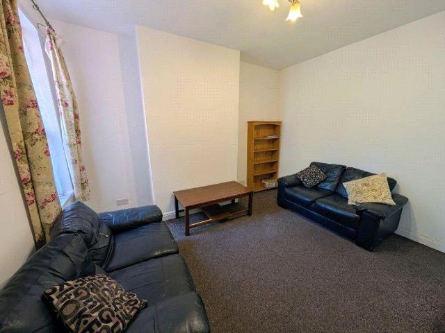 Munster Square, London, NW1 3 bed apartment to rent £3,450 pcm £796 pw