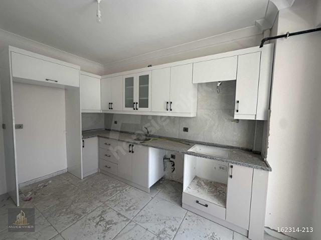 MÜCEVHER GAYRİMENKUL CUKUROVA LİSESİ CİVARI SATILIK 3+1 DAİRE