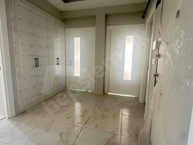 MÜCEVHER GAYRİMENKULDEN TANRIVERDİ CAMİ CİVARIKİRALIK 2+1 DAİRE