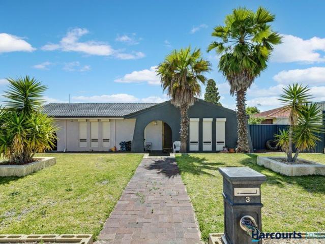 MUCH LOVED FAMILY HOME ON 801SQM SPACE, COMFORT & DEVELOPMENT POTENTIAL!