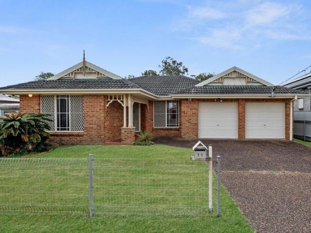 Much loved lakeside home with abundant space