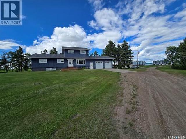 Muchowski Acreage, Montmartre, SK, S0G 3M0 house for sale | Listing ID SK040101 | Royal LePage