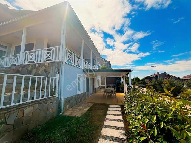 Mudanya Mürsel'de Deniz Manzaralı 6+2 Satılık Villa