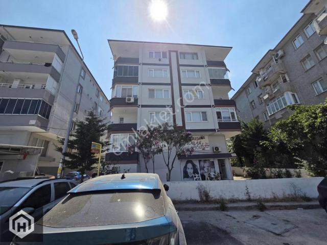 Mudanya Ömerbey Mahallesi Eşyalı Kiralık 2+1 95mt2 Arakat Daire