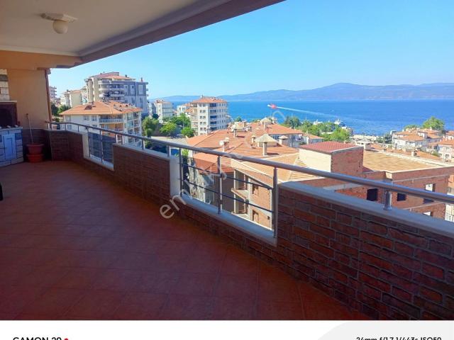 Mudanya Ömerbey'de Panoramik Deniz Manzaralı 3+1 Satılık 170 M2