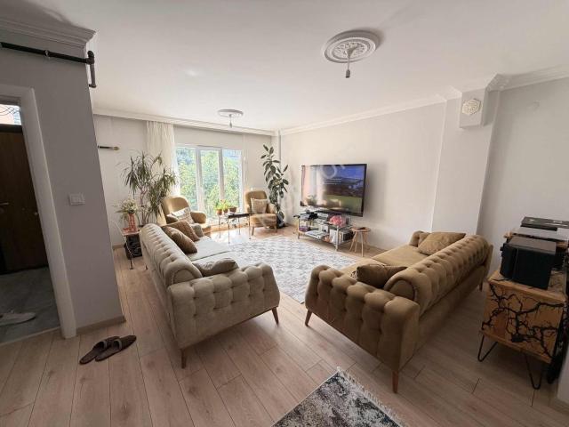 Mudanya Aydınpınarda 200 M² Arsa İçinde 3 Katlı Müstakil Ev