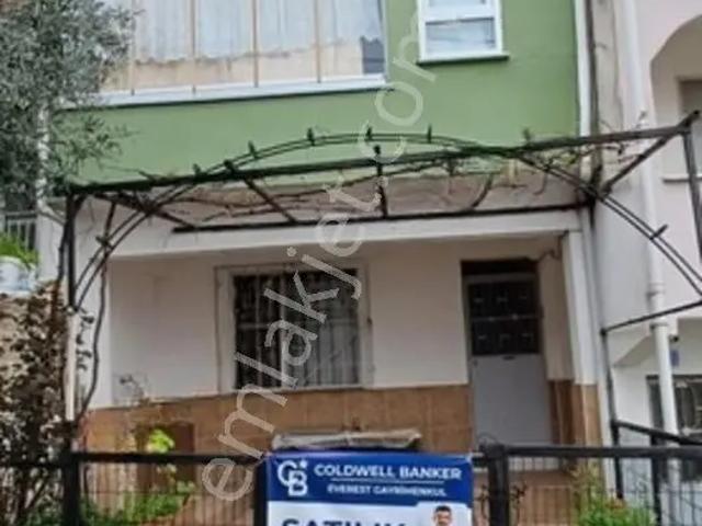 Mudanya Esence'de Deniz Ve Doğa Manzaralı 3 Katlı Müstakil Ev