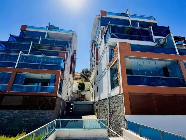 Mudanya Güzelyalı Da Site İçerisinde Havuzlu Daire