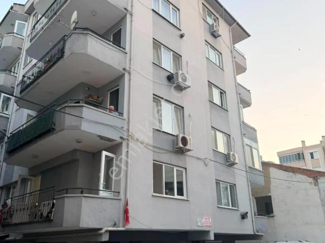 Mudanya Güzelyalı'da 2+1 Merkezi Konumlu Satılık Daire