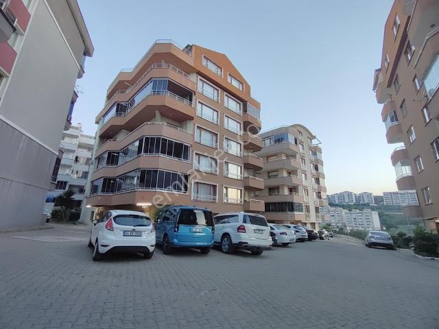 Mudanya Güzelyalı Eğitim Mah'de Satılık 5+1 Lüks Dubleks Daire
