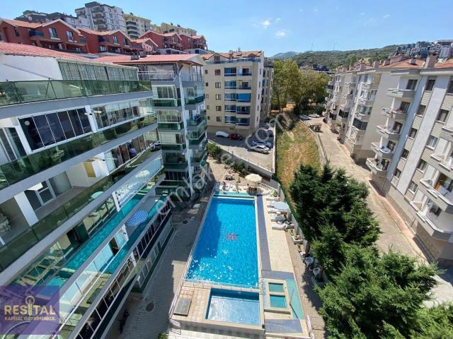 Mudanya Halitpaşa Mh. Havuzlu 4+1 Satılık Daire