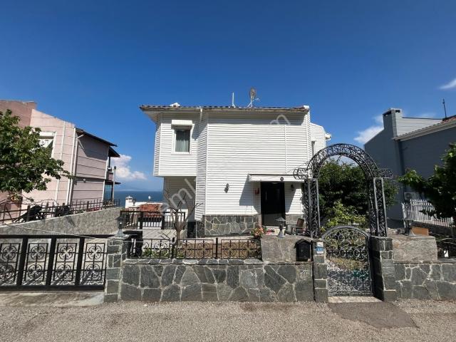 Mudanya Yat Limanı Manzaralı 5+1 Müstakil Villa