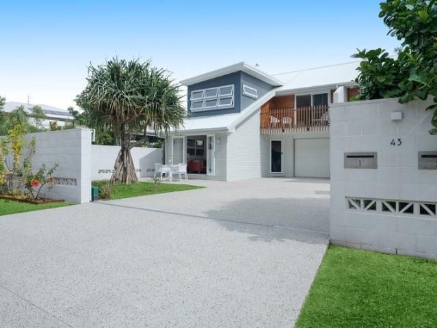 Rare Opportunity Beachside Position!