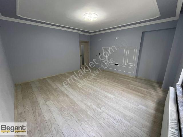 Müftü Dağ Dibi Yolunda Sıfır 3+1 Satılık Daire Elegant'ta