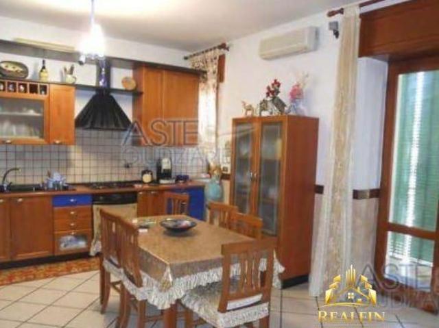 Mugnano di Napoli quadrilocale 107mq