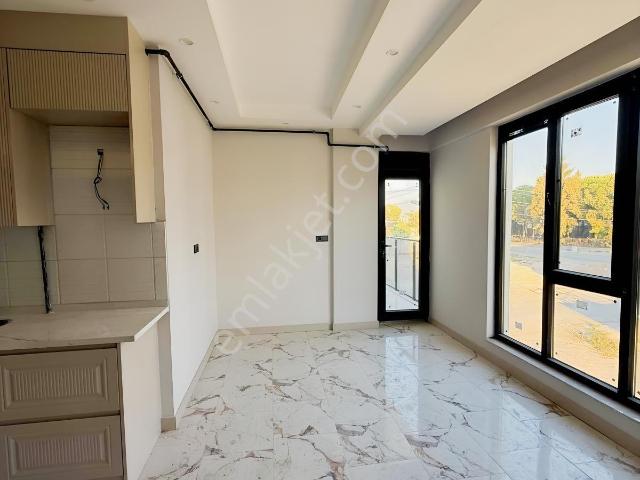 Muhtarım Emlaktan Satılık 1+1 Apart