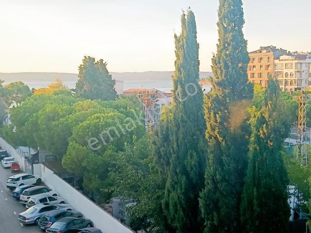 Muhteşem Kordon Boğaz Manzaralı Satılık 3+1 Daire