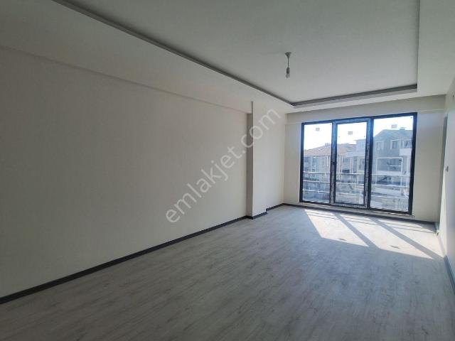 Muhteşem Lokason Da Önü Açık Büyük Geniş Sıfır 6+1 Dubleks Daire