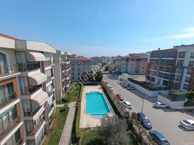 Muhteşem Manzaralı Don.sitede Ayçadan Sat.3+1 Üstkat Lüks Daire