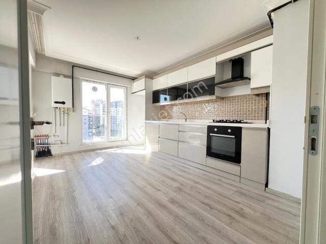 Mükemmel Konumda Geniş Ailelere Özel 4+1 Kiralık Dubleks