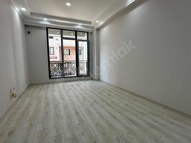 MÜKEMMEL KONUMDA SIFIR 2+1 OTURUMA HAZIR DAİRE