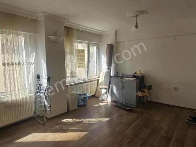 Mükemmel Lokasyonda Kapalı Mutfak 2+1 Kiralık Daire