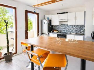 Multi Family 3 chambres, Saint Bretagne 35136 DLS101276070