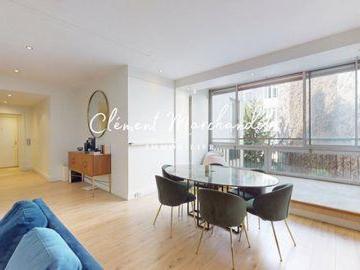 Multi Family 2 chambres, Paris 8e Arrondissement Île 75008 DS102341402