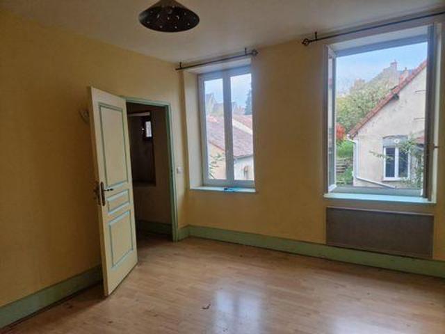 Multi Family Chantelle Auvergne 03140 DS100455237