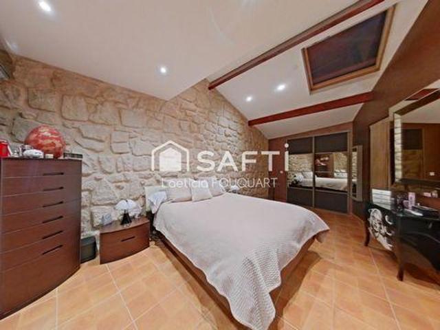 Multi Family Les Lilas Île 93260 ES105329017