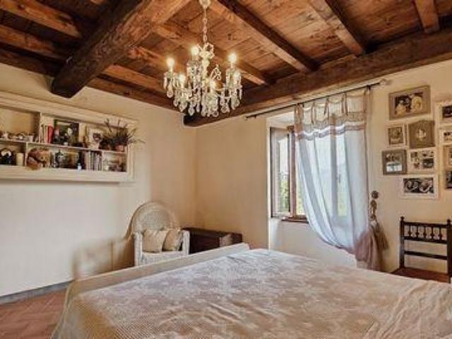 Multi Family Luscignano Tuscany 54014 ES98337119