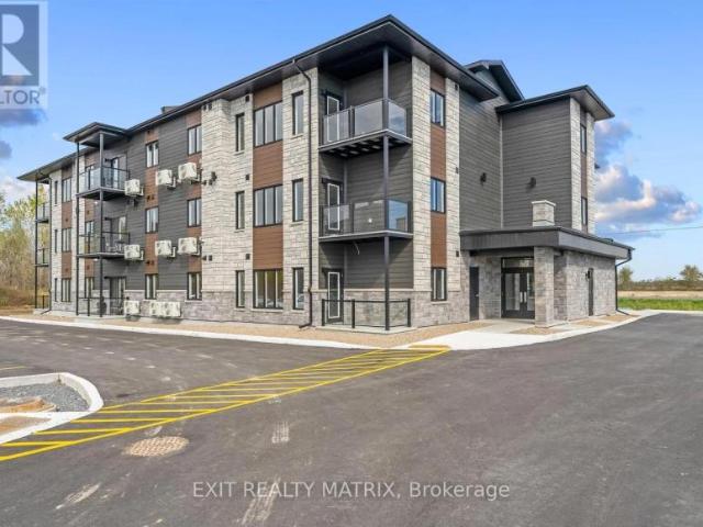Multi Family Russell ON 106031501